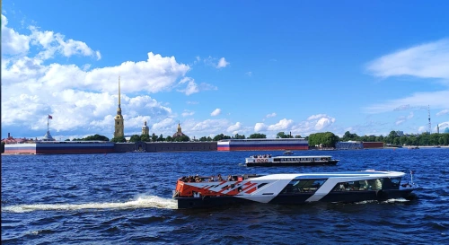 Постер Дневная экскурсия "Город на Неве" Постер Дневная экскурсия "Город на Неве"