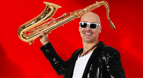 Постер Саксофонист SyntheticSax. Мировые хиты от Ameno до Lambada. Постер Саксофонист SyntheticSax. Мировые хиты от Ameno до Lambada.