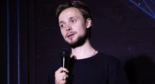 Постер Жесткий стендап Постер Жесткий стендап