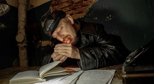 Постер Петербург ХХ. Есенин. Хармс. Довлатов. Бродский Постер Петербург ХХ. Есенин. Хармс. Довлатов. Бродский