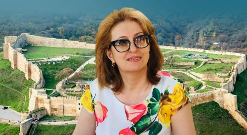 Постер Мадина Кюребекова. Дербент: древнейший город России.