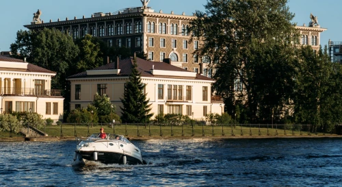 Постер Остров Елагин - на катере по рекам и каналам в мини-группе до 11 человек