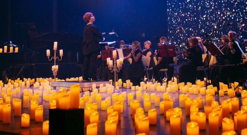 Постер Ханс Циммер: саундтреки в сиянии тысячи свечей 2.0