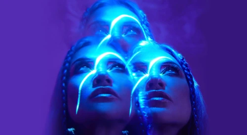 Постер Линда