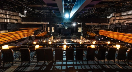 Постер Дискотека -«ДА, БРОВИ ВЫЩИПАЛА!»