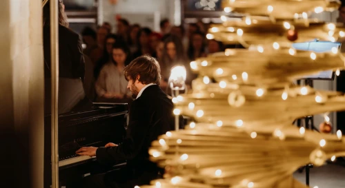 Постер Cinematica Orchestra. Новогодний концерт