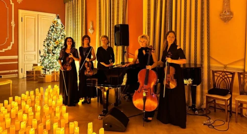 Постер Неоклассика при свечах: «От Циммера до Эуниди»