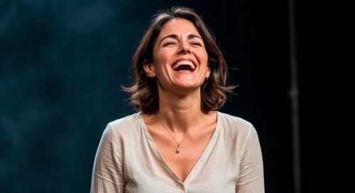 Постер Моноспектакль Снова полюбЛила