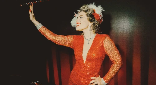 Постер Музыкальный автофикшн о Мэрилин Монро.