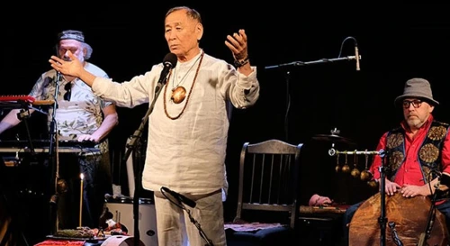 Постер ГОЛОС СОЛНЦА – YH XYH