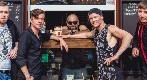 Постер GUITAR DAY: FAMOUS DOGS