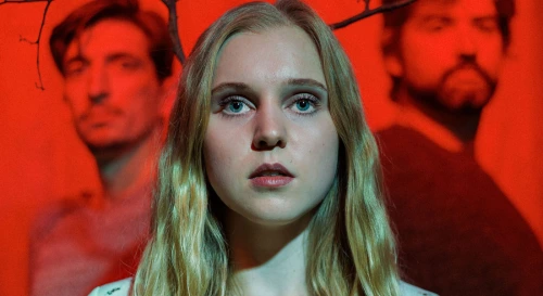 Постер Ты Будешь Любить Меня.