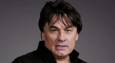 Александр Серов