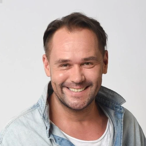 Максим Аверин