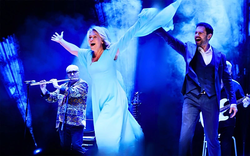 Постер Антон и Виктория Макарские “Живой Концерт”