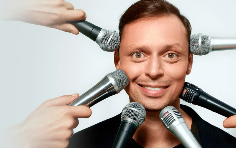 Постер Виктор Комаров